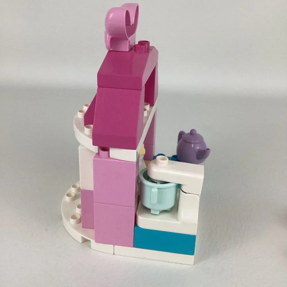 Lego Duplo10942 Disney Minnie Mouse Cafe Building Toddler Toy Daisy Duck 2021